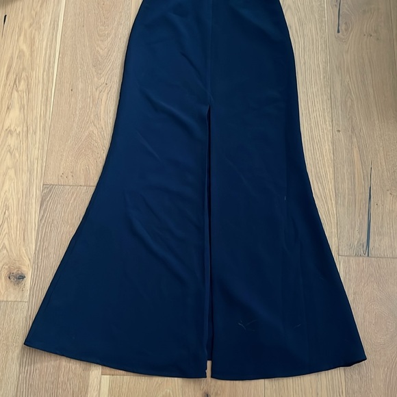 💥NWT LOVERS + FRIENDS Helena Gown Navy Size 4 - Picture 11 of 14